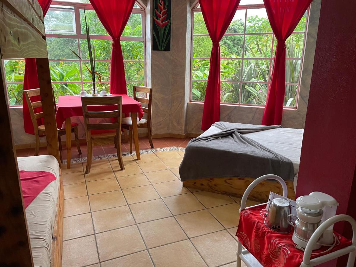 Poas Volcano La Paz Tiquicia Lodge Вара-Бланка Экстерьер фото