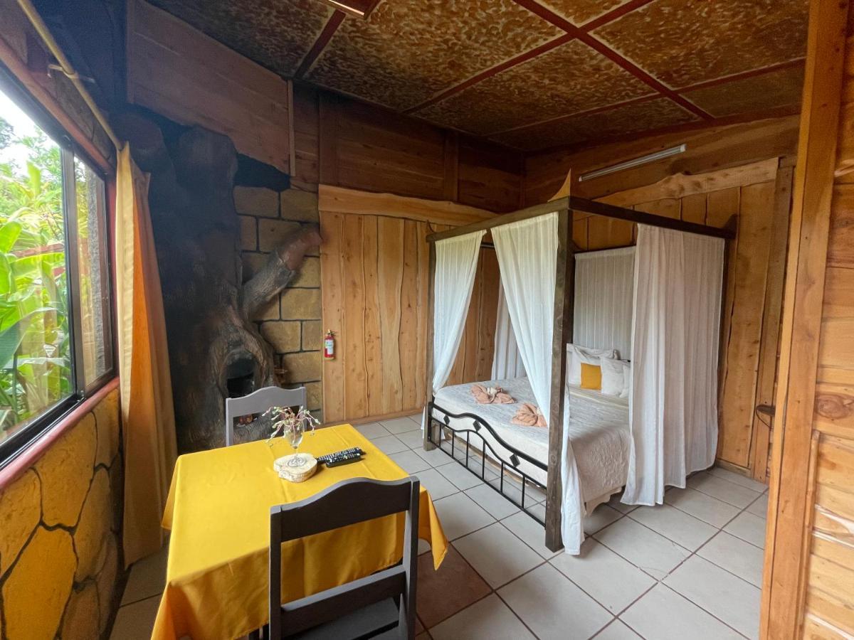 Poas Volcano La Paz Tiquicia Lodge Вара-Бланка Экстерьер фото
